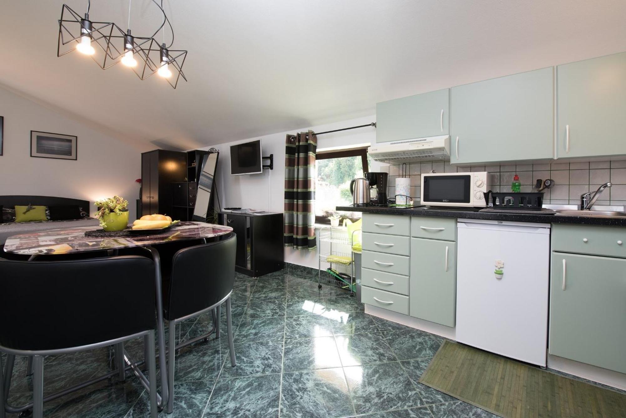 Apartments Villa Zara Lovran Pokoj fotografie
