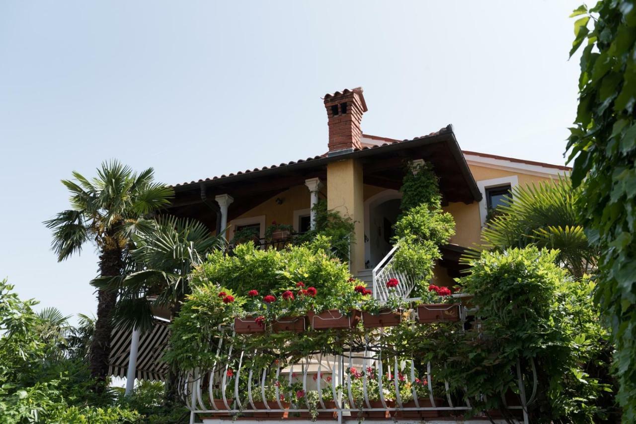 Apartments Villa Zara Lovran Exteriér fotografie