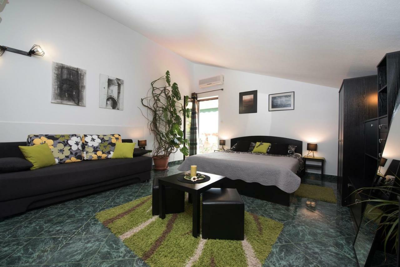 Apartments Villa Zara Lovran Exteriér fotografie