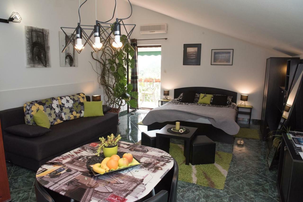 Apartments Villa Zara Lovran Exteriér fotografie